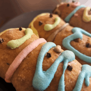 Guaguas de pan de masa madre